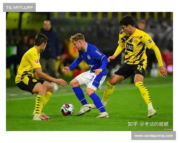 欧冠赛场激情四溢 球迷与球队共鸣的震撼氛围与精神碰撞